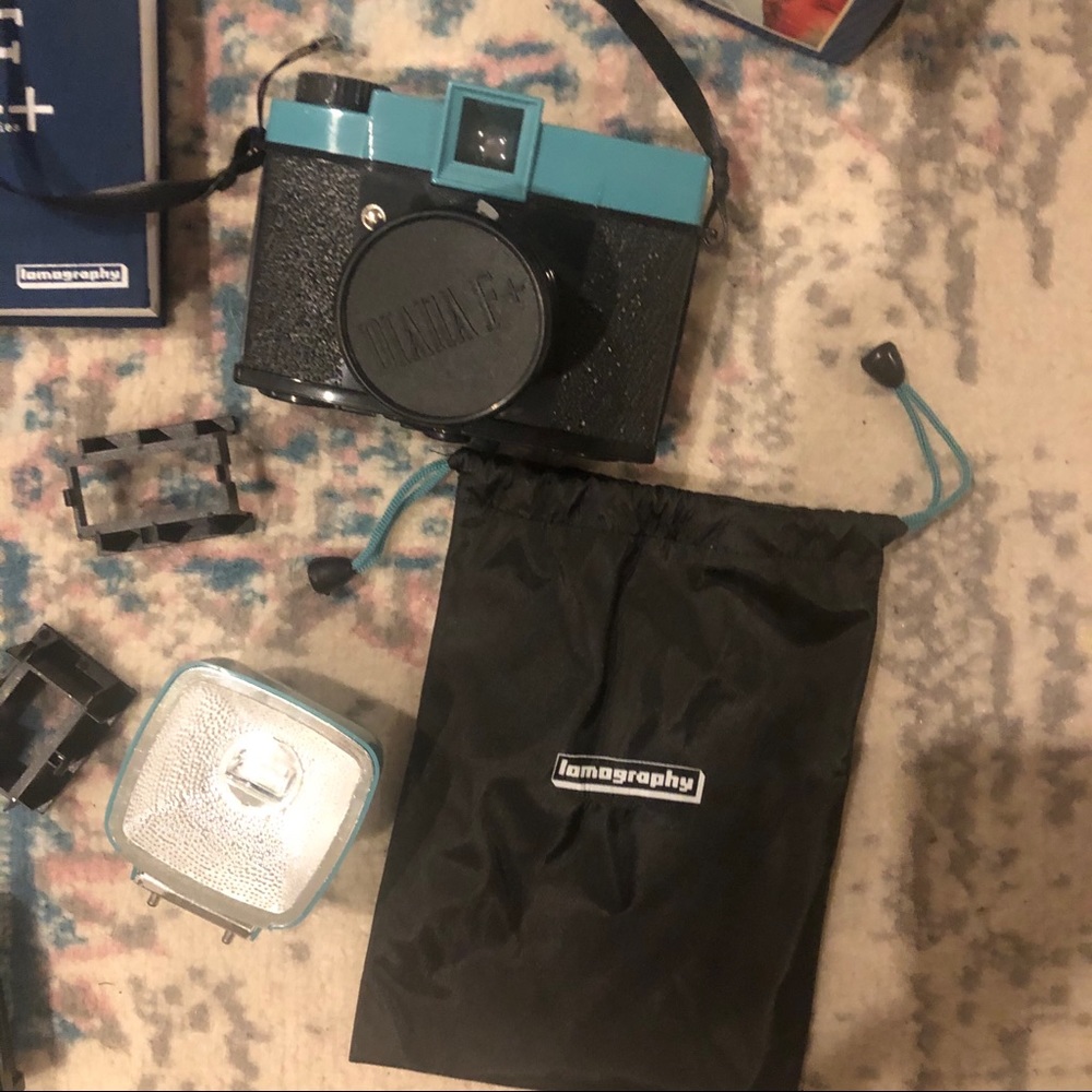 Diana Camera Lomography - Picture 1 of 8